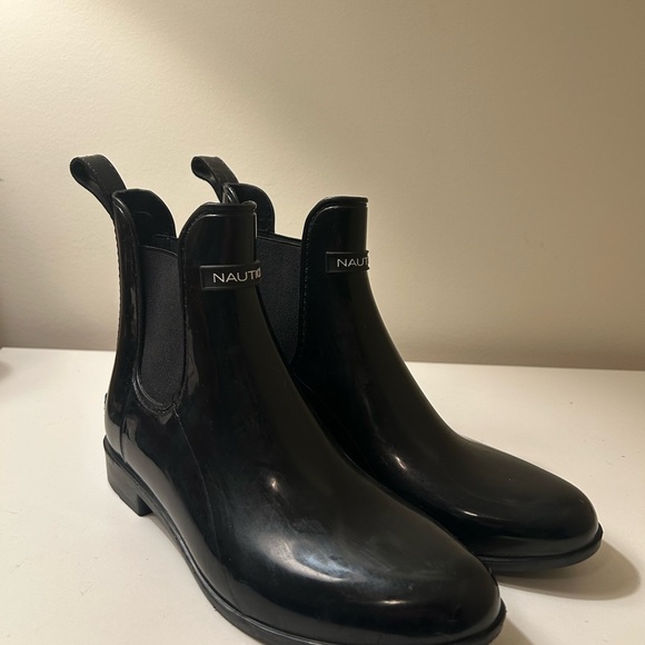 Nautica Shoes - Nautica Glossy Black Ankle Boots